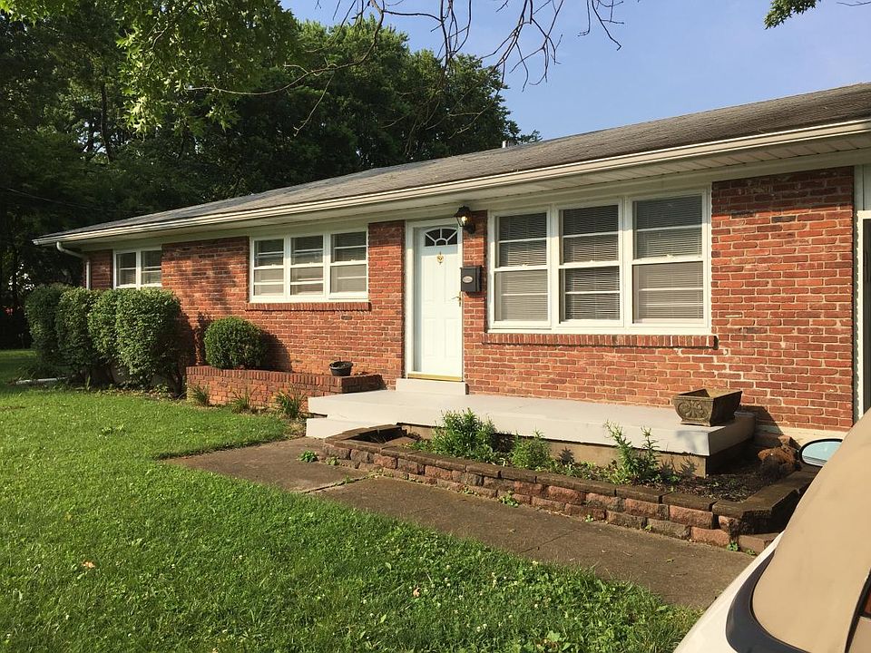 1st image of 2431 Woodmont Dr