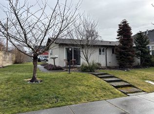 2406 Jaeger St #A, Bellingham, WA 98225