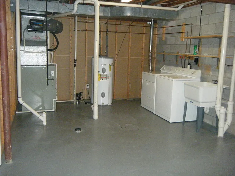 23 Rhodes Pl — Photo 19