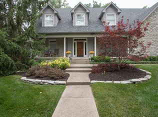 9957 Ford Valley Ln, Zionsville, IN 46077