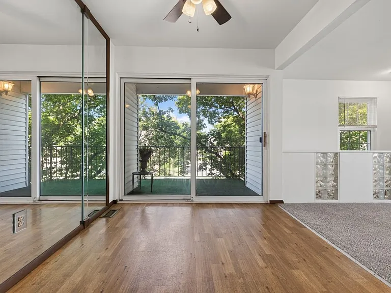 26070 N Lake Dr — Photo 28