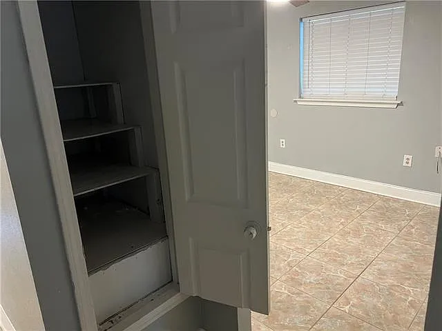 2716 Riverland Dr — Photo 22