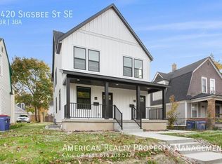 1420 Sigsbee St SE, Grand Rapids, MI 49506
