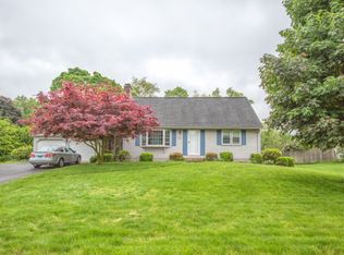 16 Cleveland St, Enfield, CT 06082