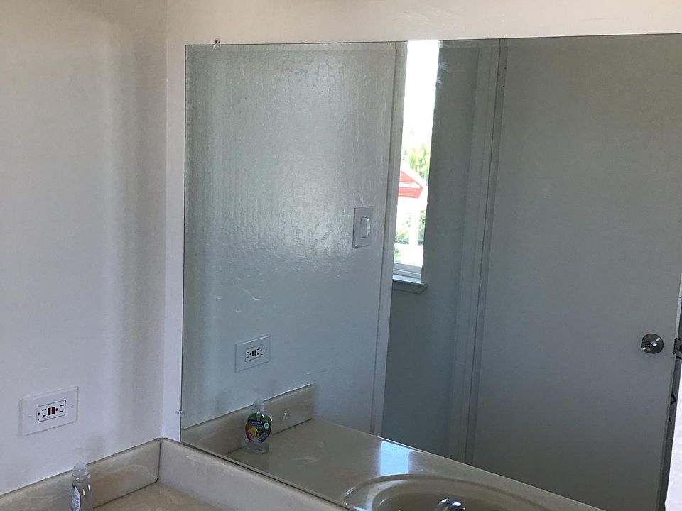 1st image of 7215 Admiralty Ln