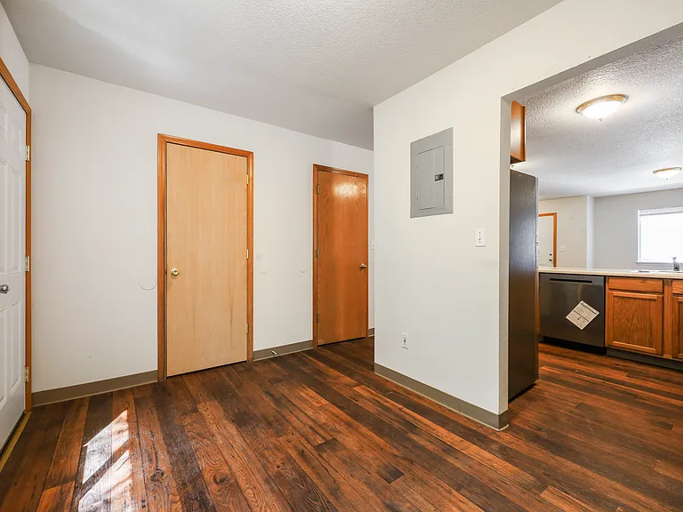 2819-2835 SE 90th Pl — Photo 8