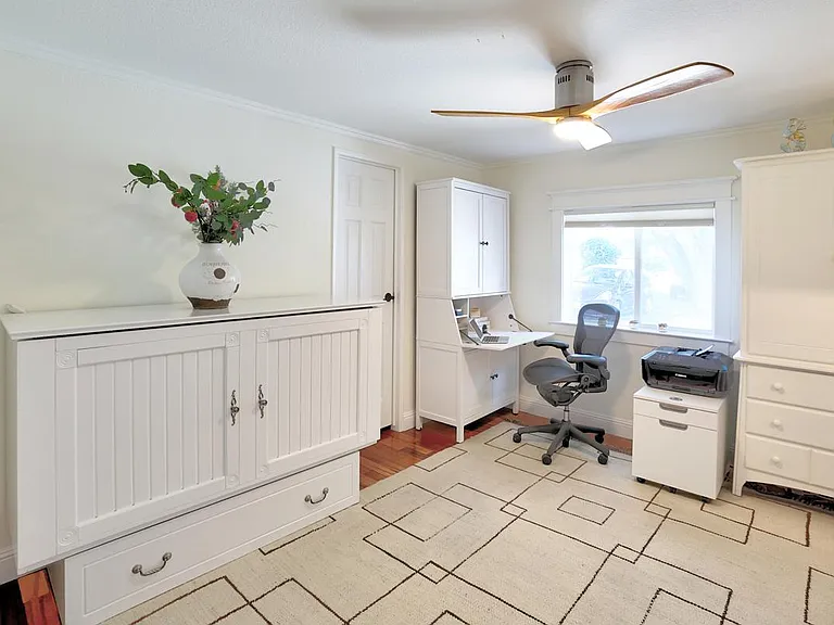 21150 Burndale Rd — Photo 26