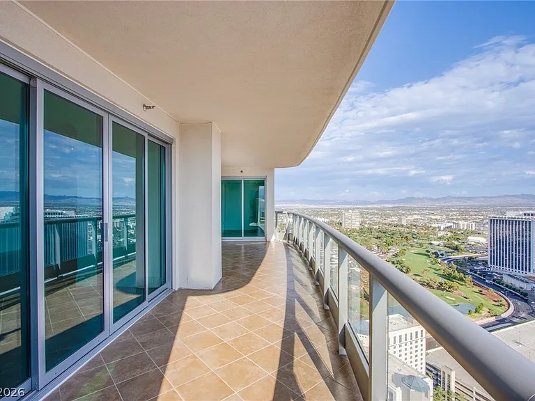 222 Karen Ave #4005 — Photo 4