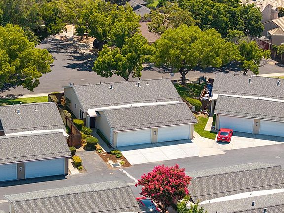 3rd image of 4000 Fara Biundo Drive #77