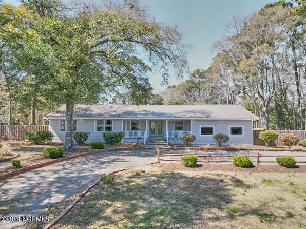 7514 Myrtle Grove Road, Wilmington, NC 28409