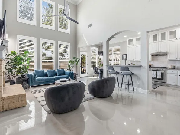 5000 Mission Oaks Blvd Unit 30, Austin, TX 78735