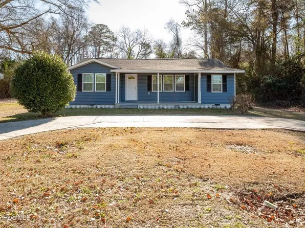 531 Seminary St, Kenansville, NC 28349