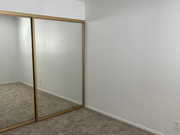 5th image of 210 S Laxore St APT B
