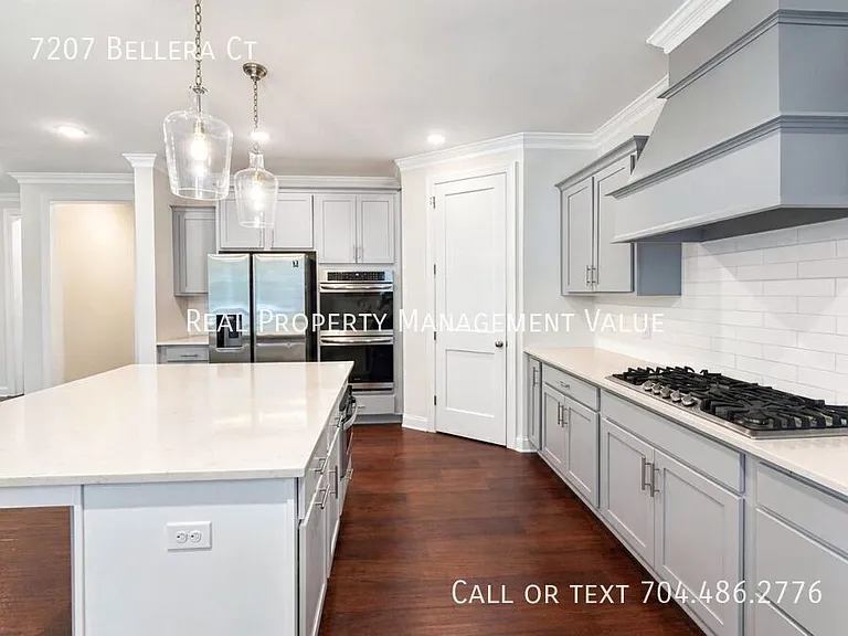 7207 Bellera Ct — Photo 11