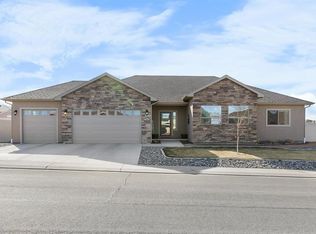 3604 Woodford Ave, Montrose, CO 81401