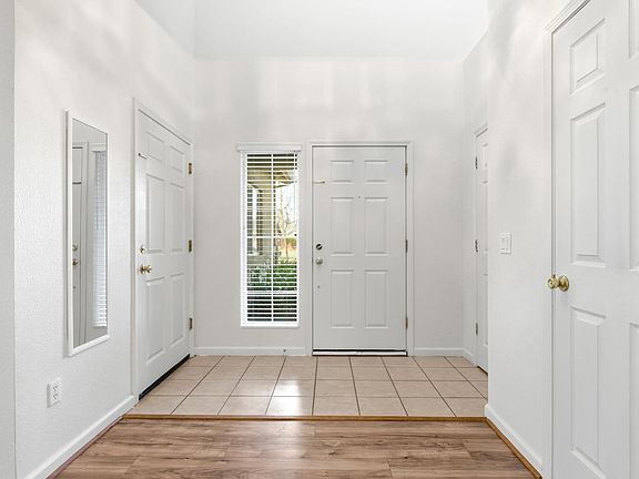 5th image of 3616 Carson Oak Dr