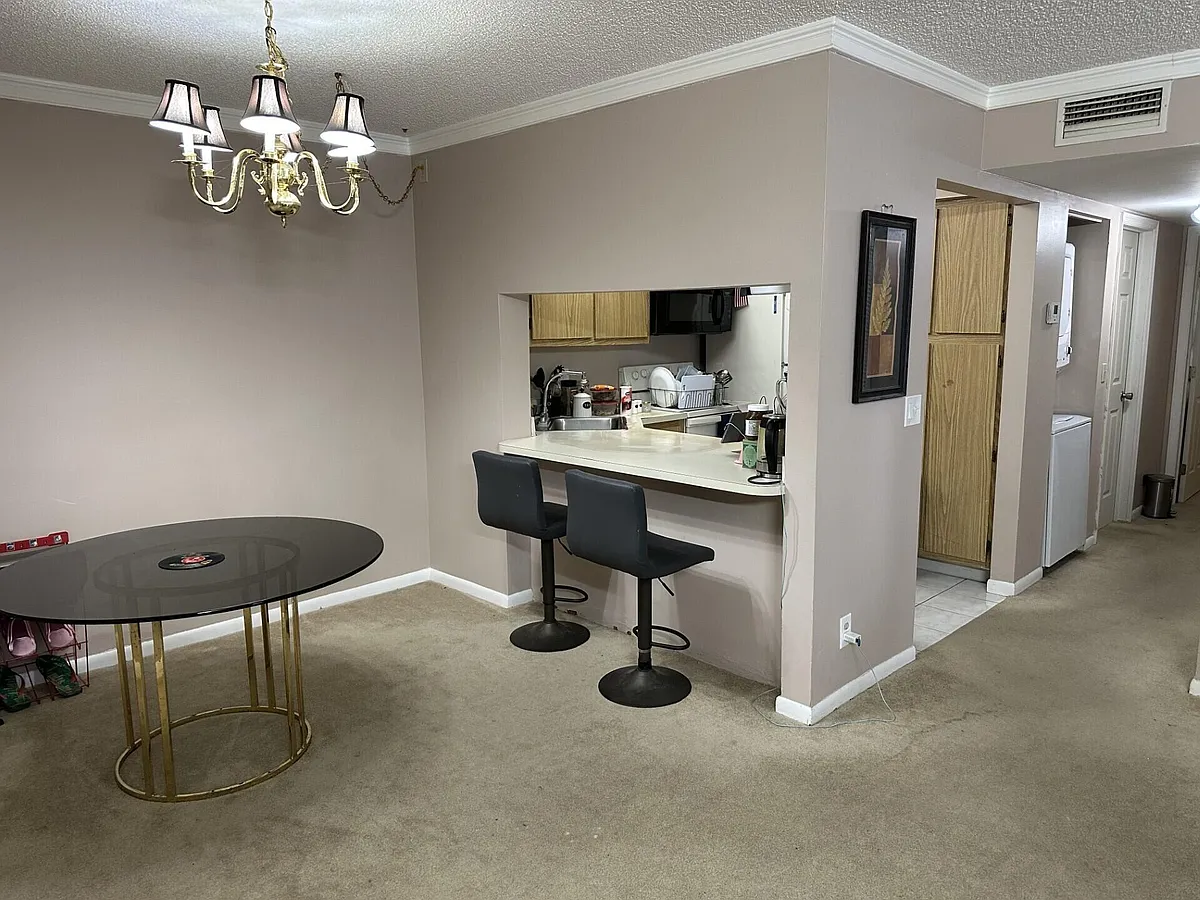 Building Photo - 1110 Green Pine Blvd #B2