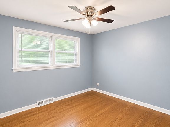 5th image of 8635 S Burnham Ave