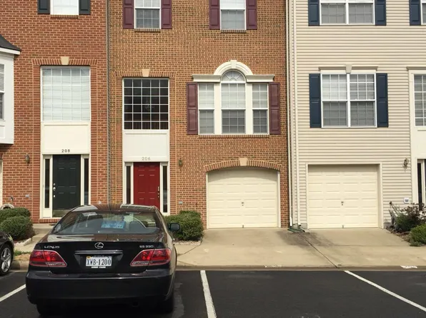 206 Raynar Ct, Stafford, VA 22554