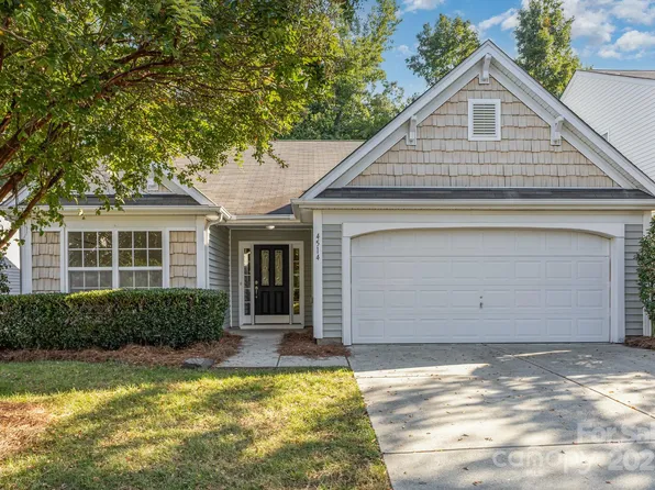 4514 Dalbeth St, Charlotte, NC 28213