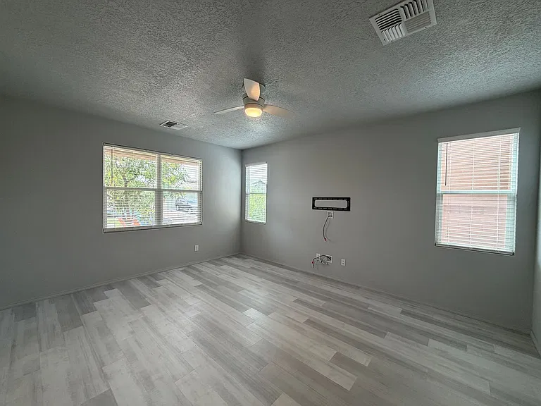 6119 Motherwell Dr SE — Photo 27