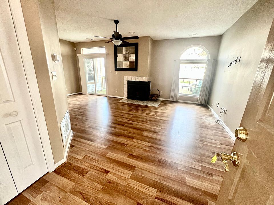 1st image of 756 Harbor Springs Trl