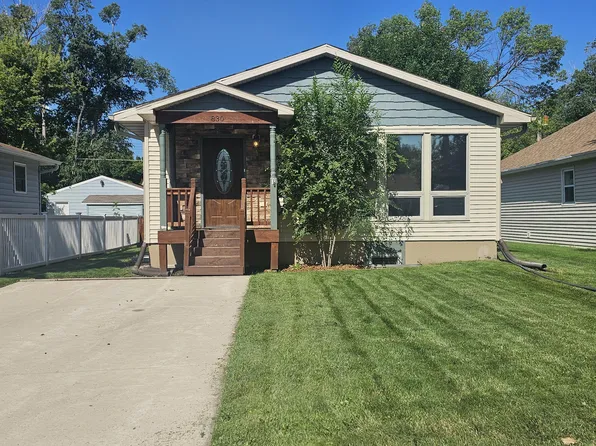 830 S High St, Aberdeen, SD 57401
