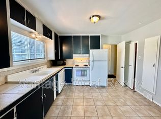 1949 Burtch Rd, Kelowna, BC V1Y4B4