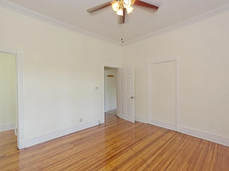 587 Washington Ave #1 — Photo 16