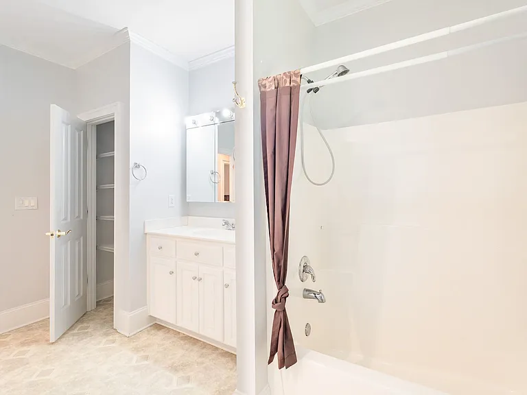 785 Glenwood Dr — Photo 42