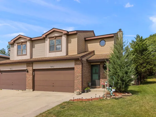 305 Starling Ct APT B, Bloomingdale, IL 60108