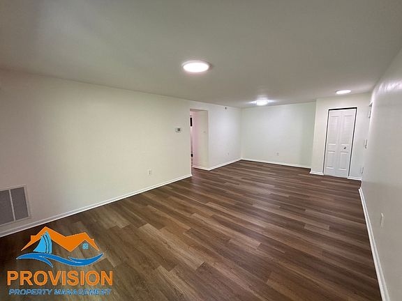 4th image of 2572 Riva Rd Unit 21B