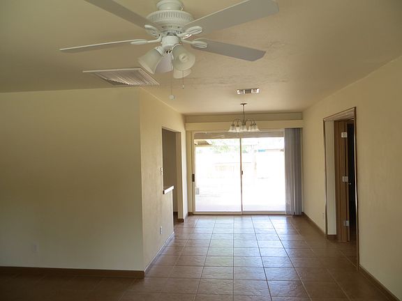 Dining area  (Looking W)