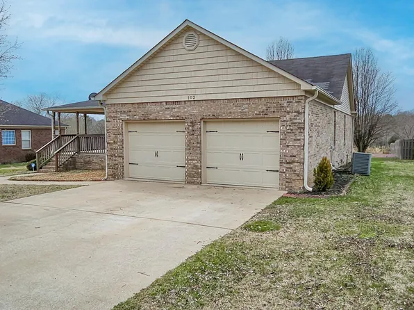 102 Compass Hill Cir, Toney, AL 35773