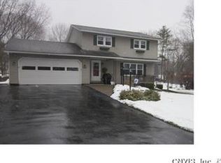 4656 Aqua Dr, Marcellus, NY 13108