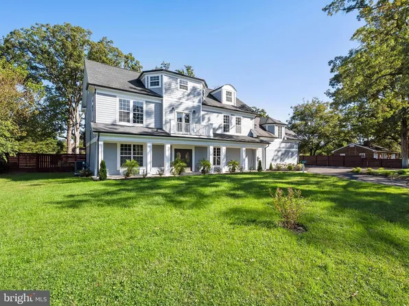 6709 S Benson Dr, Alexandria, VA 22306