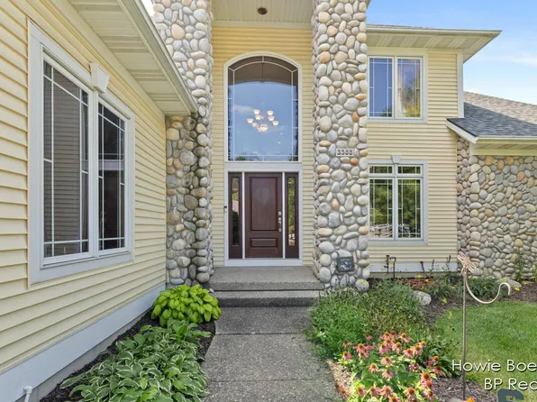 3588 Big Rock Ct SW, Grandville, MI 49418