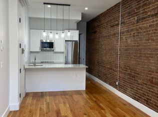 577 Vanderbilt Ave APT 2L, Brooklyn, NY 11238