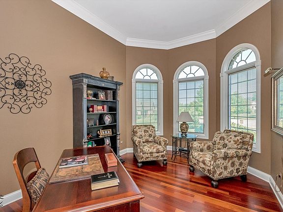 4th image of 1124 Green Glen Ct