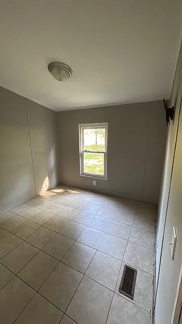 424 Wilson Street — Photo 3