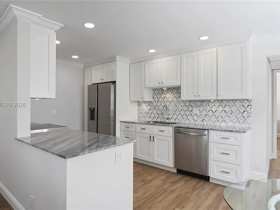 247 Saxony Cir #247-F