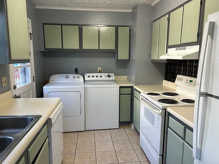 314 Sulphur Springs Rd — Photo 9