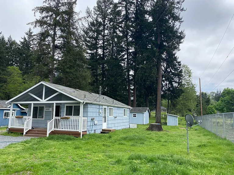 21821 22nd Ave E — Photo 11