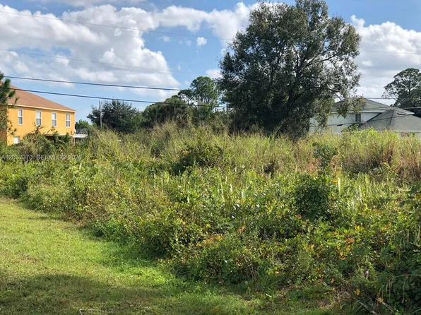 4149 SW Bamberg St, Port Saint Lucie, FL 34953
