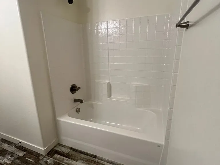 4200 N Viewpoint Dr — Photo 27