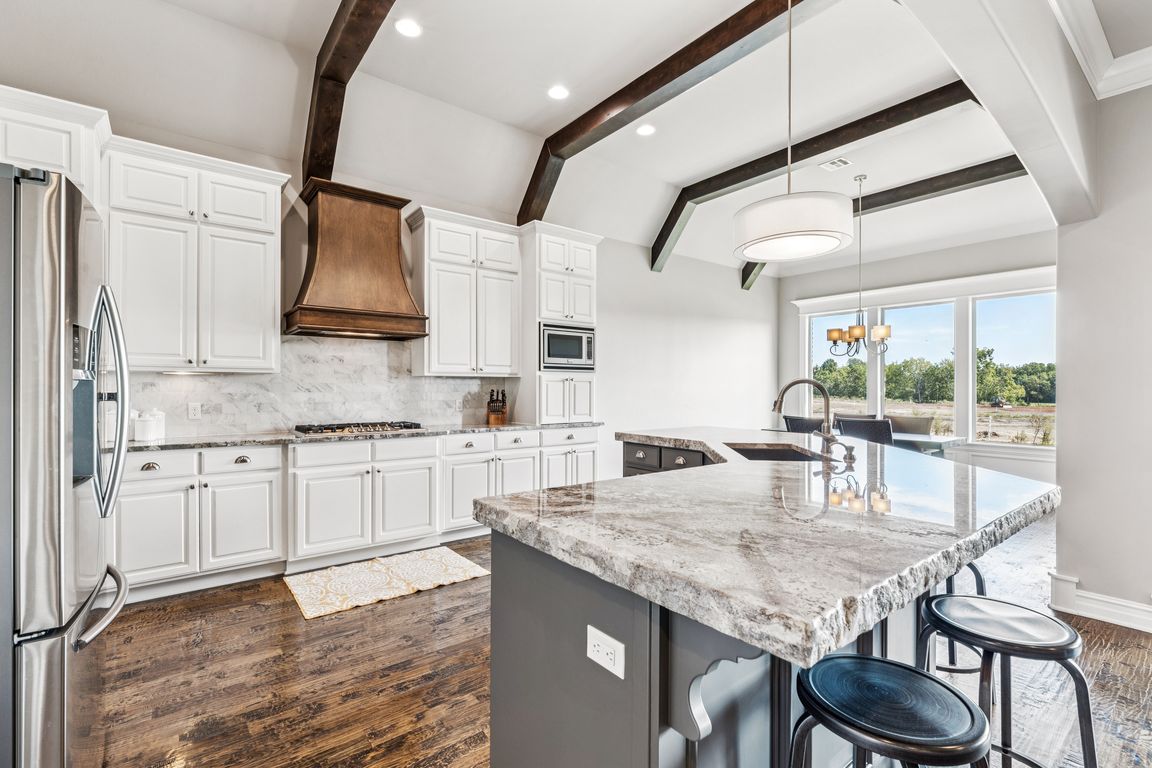 next background image