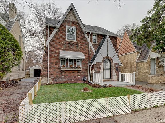 3rd image of 11810 Riad St