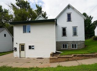 1215 14th Ave E #1&2, Menomonie, WI 54751