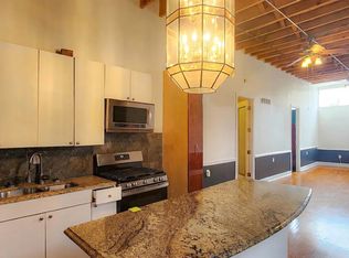 1016 W Cullerton St, Chicago, IL 60608