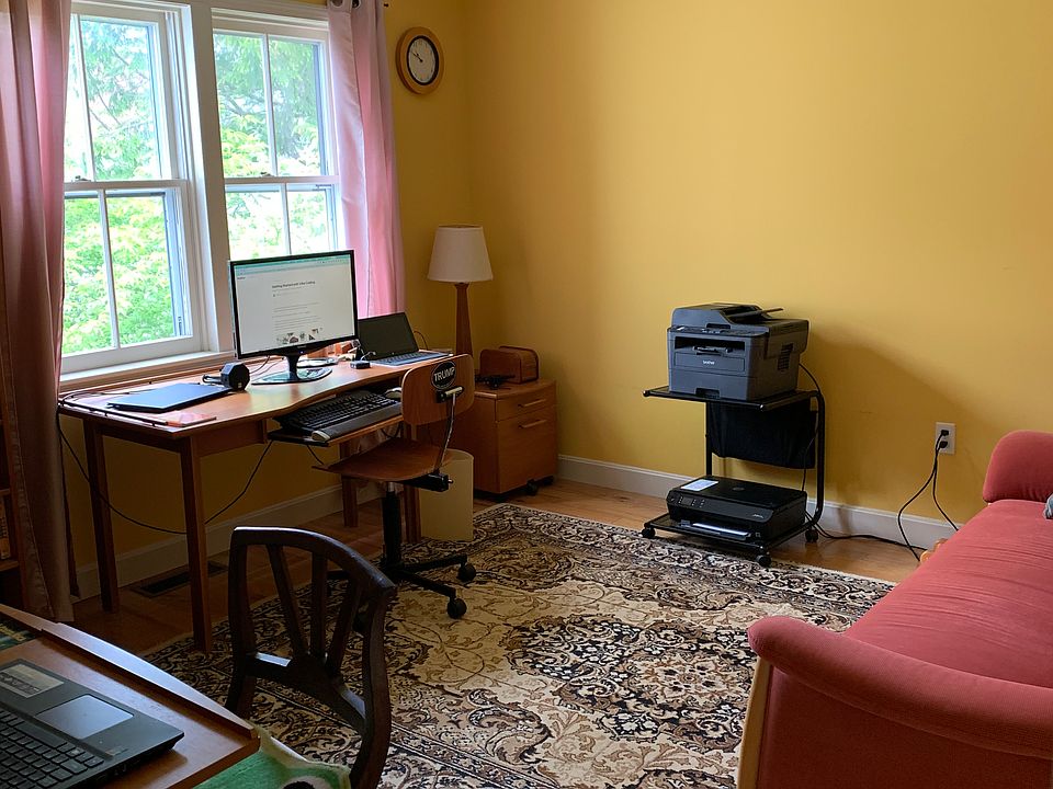 Second bedroom/office